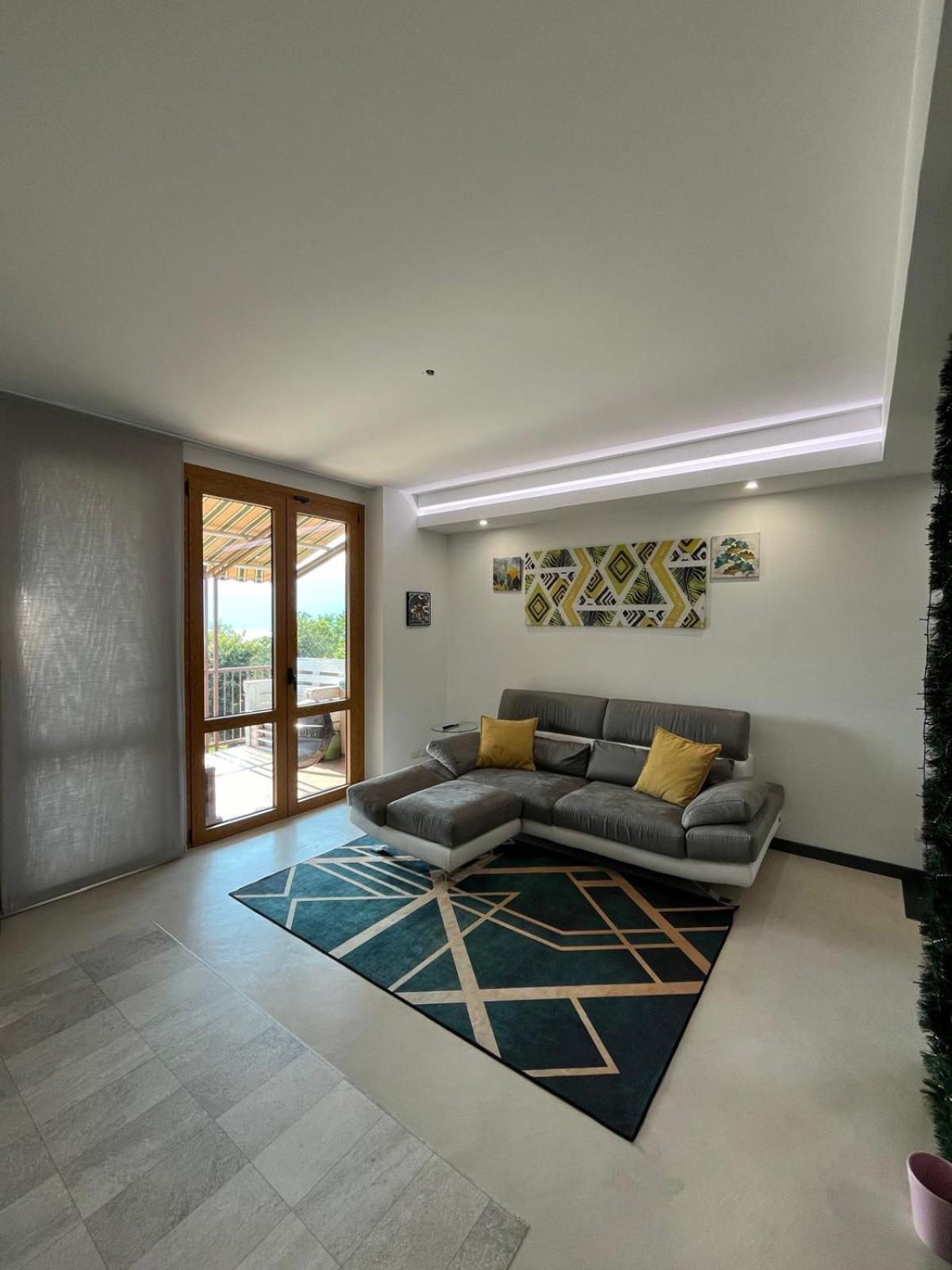 Holiday home Dolce Luxury House *