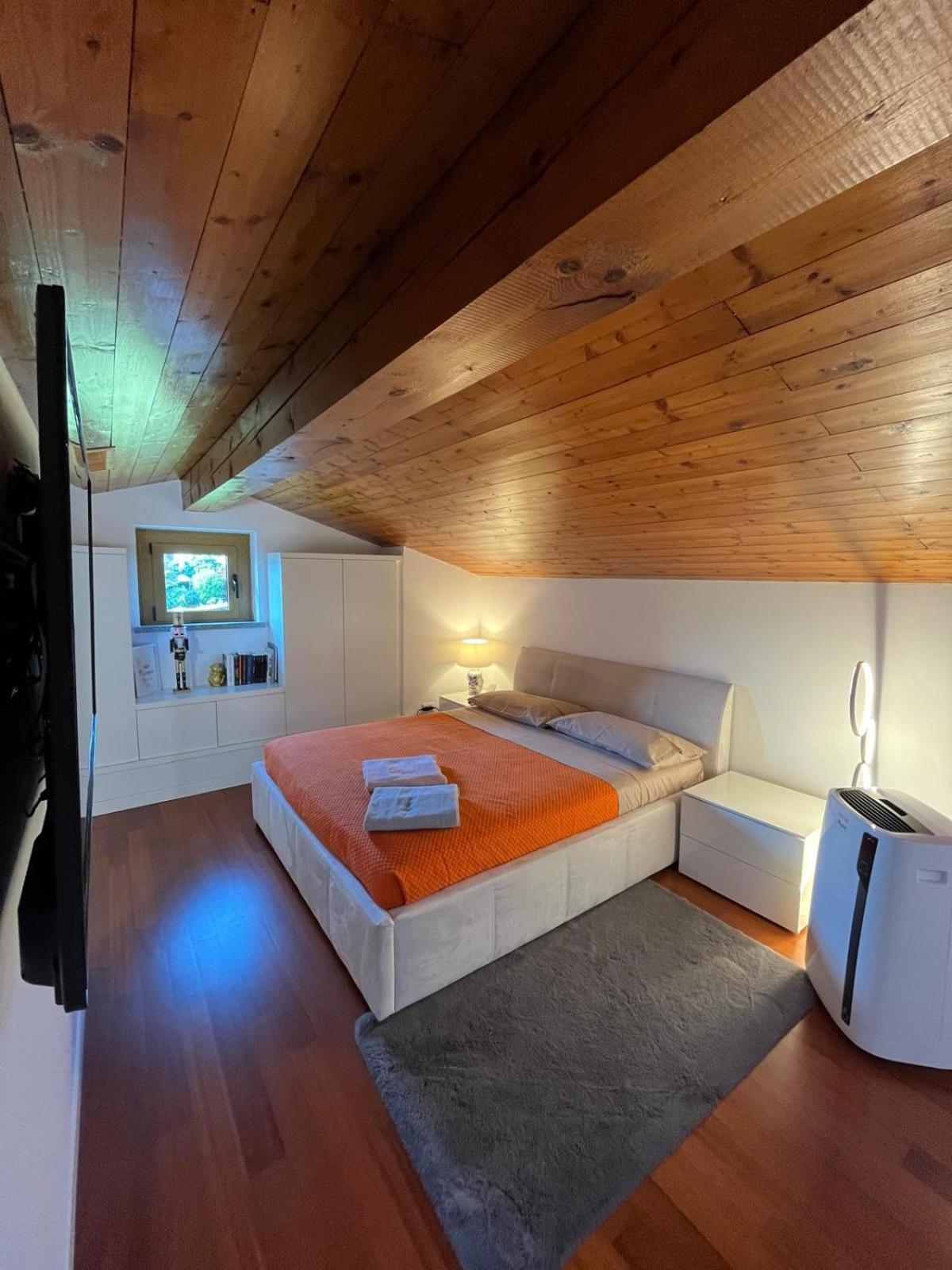 Holiday home Dolce Luxury House Luino